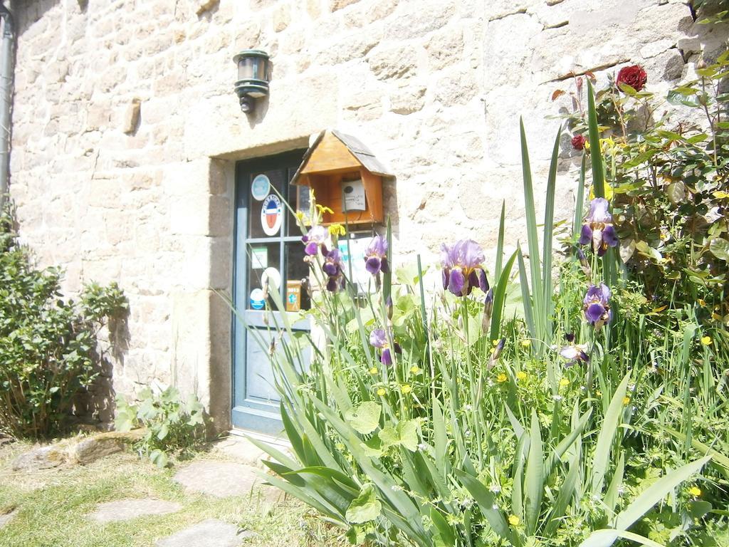 Les Chaumieres De Kerimel Bed & Breakfast Ploemel ภายนอก รูปภาพ