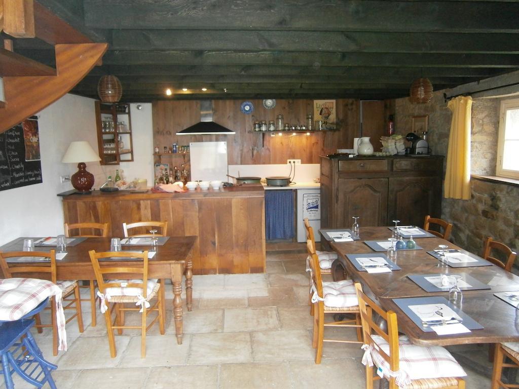 Les Chaumieres De Kerimel Bed & Breakfast Ploemel ภายนอก รูปภาพ