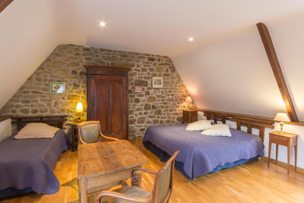 Les Chaumieres De Kerimel Bed & Breakfast Ploemel ภายนอก รูปภาพ